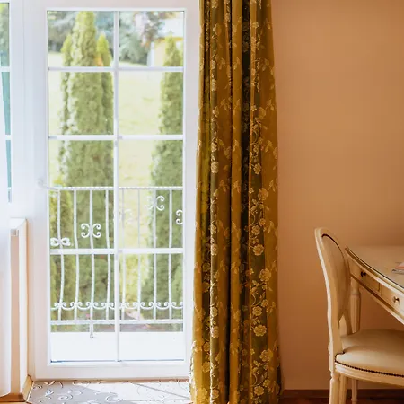 מלון Schloessl Kindl (adults Only)