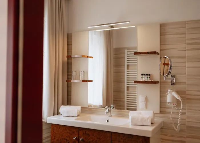 Schloessl Kindl (adults Only)